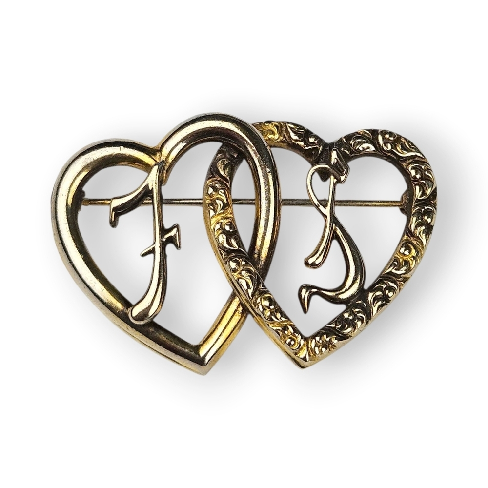 Vintage Sweetheart Brooch F S Initial Entwined Hearts Gold Plated 1940s 1.5"